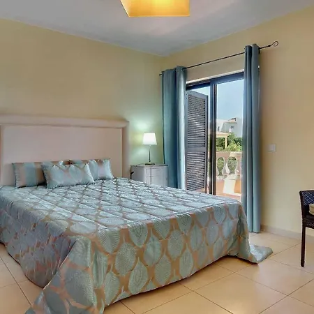 Charlota Villa *